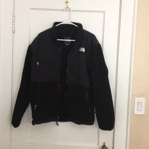 Black North Face Polartec